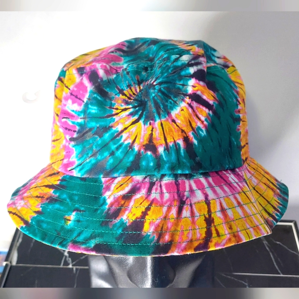 Colourful Tie Dye Patterned Kolby Bucket Hat BNWT Bucket Hat Size L-XL